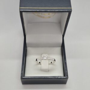 Anillo de Plata 925 con Circonia